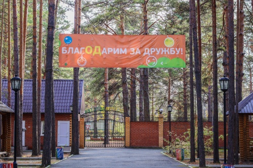 VvJA6z43hJMwJVOUHORnHYnFq7UTIX